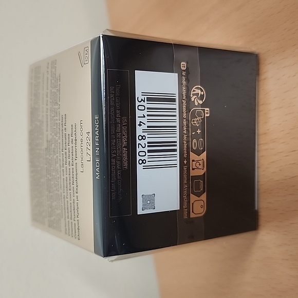 Lancome Absolue Soft Cream 15mL - Picture 4 of 4